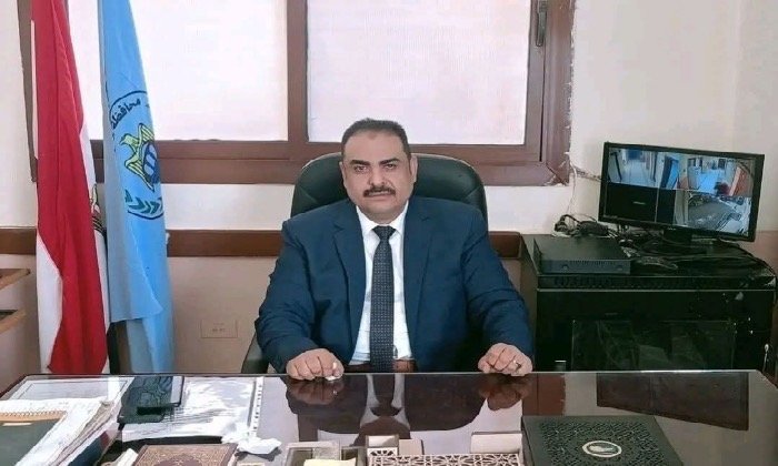 أسامة عبد العال قائمًا بأعمال مدير تعليم الأقصر