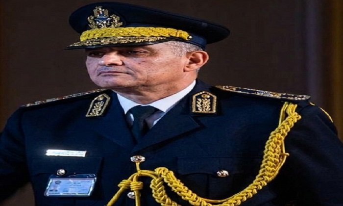 ​مدير أمن الفيوم يبدأ مهام منصبه بحملات ميدانية مكثفة لضبط الشارع وتحقيق السيولة المرورية
