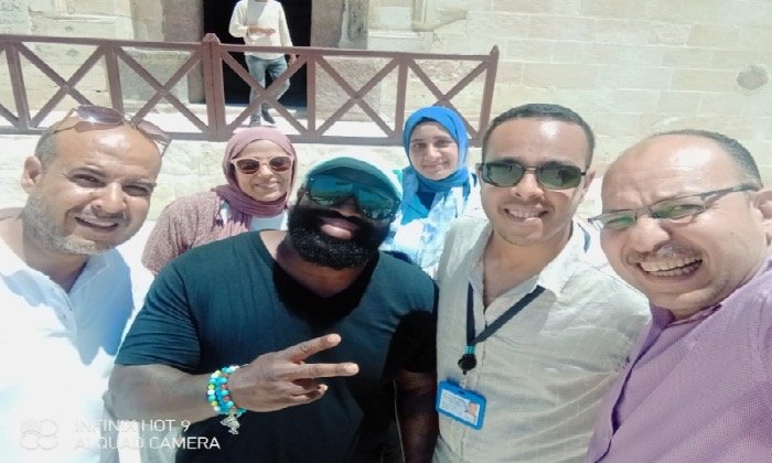 الشرطي الأمريكي إيريك هادسون من قلعة قايتباي: حبي للإسكندرية لا يوصف