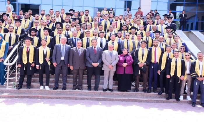 «هندسة سوهاج» تحتفل بتخريج الدفعة الرابعة عشر