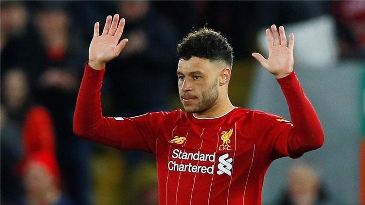 تشامبرلين يحذر محمد صلاح من الانتقال إلى بشكتاش: عانيت من عدم الاستقرار