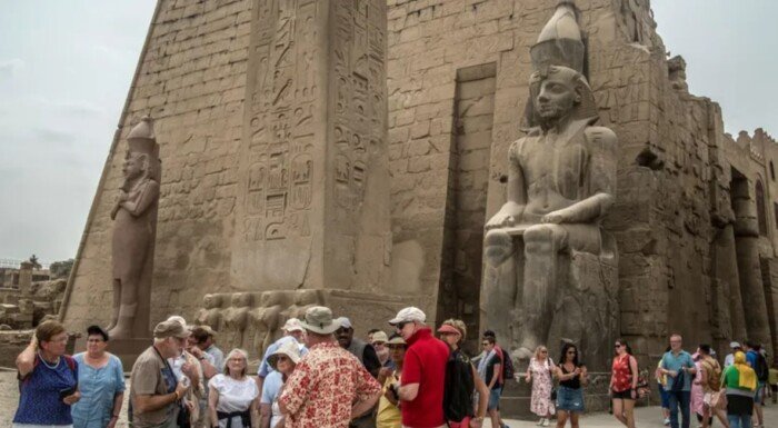المركزي: 14.4 مليار دولار إيرادات قطاع السياحة في مصر خلال 9 أشهر