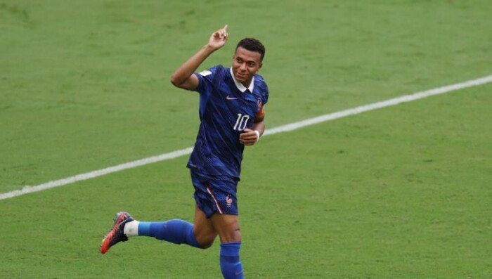 مبابي يعتذر لجماهير فرنسا بعد مونديال 2026: كنا نحلم بالكأس.. وهذا الألم سيبقى معنا