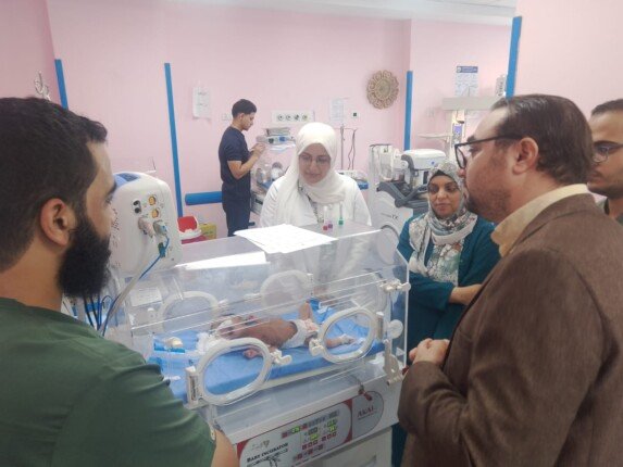 وكيل «صحة القليوبية» يتفقد مستشفى القناطر الخيرية.. ويوجه برفع جودة الخدمات الطبية