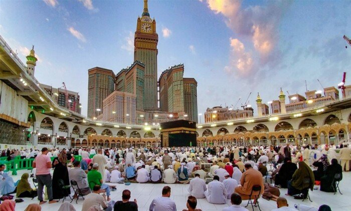 عمرة 1448هـ.. 10 ضوابط جديدة لتنظيم الرحلات وتطبيق «رفيق» لمتابعة المعتمرين إلكترونيًا