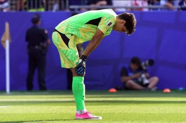 «ميسي أبهرني».. تصريح مفاجئ من ياسين بونو بشأن مباراة مصر والأرجنتين في كأس العالم