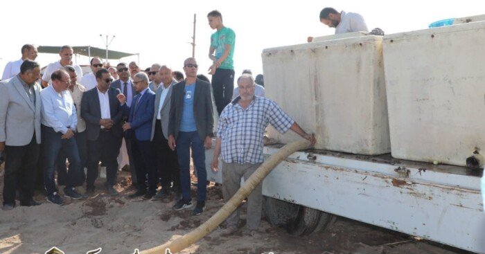 محافظ بني سويف يشهد إلقاء 250 ألف زريعة سمكية بنهر النيل لدعم الثروة السمكية