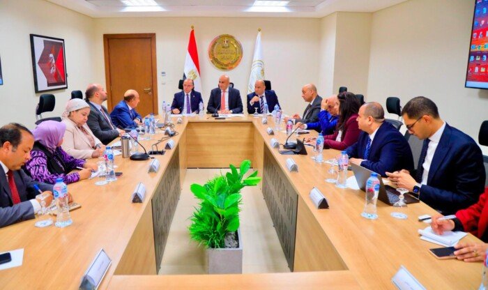 اجتماع وزاري يبحث آليات الارتقاء بتنافسية التعليم الفني بالشراكة مع القطاع الخاص
