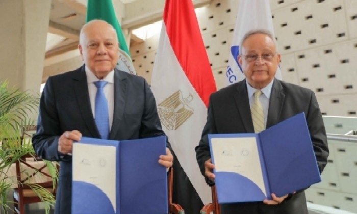 مكتبة الإسكندرية واتحاد الجامعات العربية يوقعان إتفاقية تعاون لتعزيز البحث العلمي