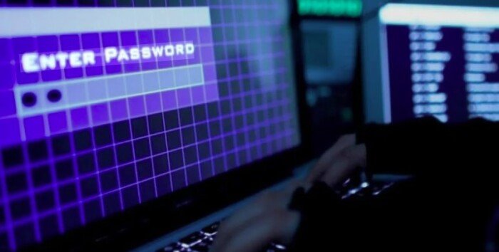 فرنسا تتهم روسيا بشن حملة قرصنة إلكترونية واسعة استهدفت 10 دول أوروبية