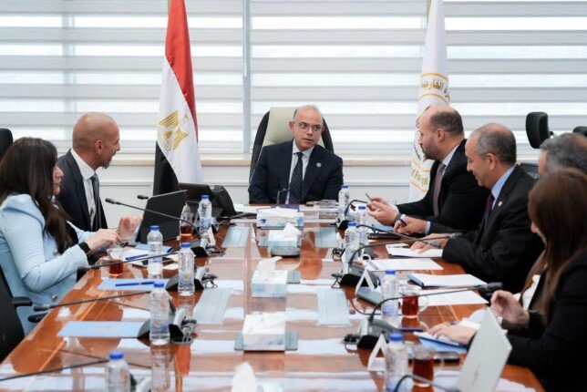 وزير الاستثمار يبحث مع أمازون مصر خطط التوسع وتعزيز تنافسية بيئة الأعمال