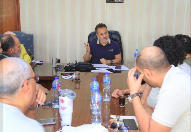 بعد توليه المهمة.. إيهاب فهمي يتابع مستجدات العمل بالبيت الفني للمسرح
