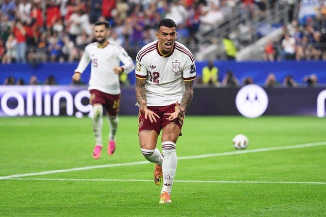 بيدرو بورو يخضع لفحوصات طبية لحسم موقفه من نهائي كأس العالم