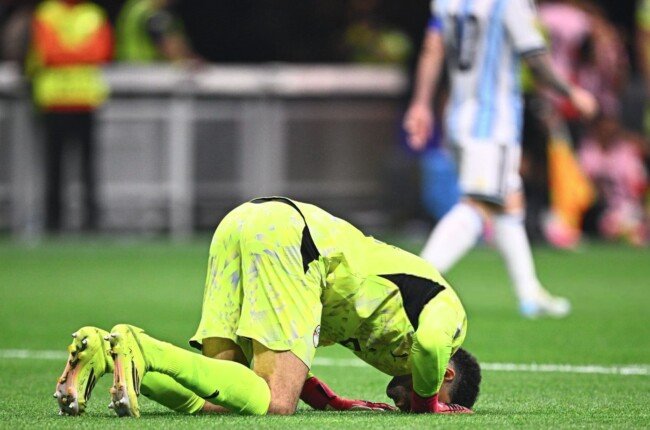 مصطفى شوبير يذيق ميسي رقمًا سلبيًا غير مسبوق في كأس العالم