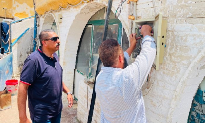 محافظ الإسكندرية يوجه بإزالة مخالفات خطرة بشاطئ النخيل