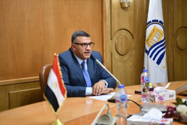 محافظ قنا: العمل على زيادة مخصصات تطوير مستشفى نقادة لـ 40 مليون جنيه وإنشاء مبنى حديث بمواصفات قياسية
