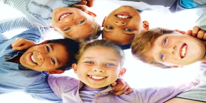 كيف تعرف أن طفلك يحتاج إلى دعم نفسي؟.. علامات لا يجب تجاهلها