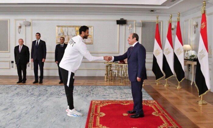 محمد الشناوي: اجتهدنا لتشريف مصر.. ودعمكم كان دافعًا لتحقيق إنجاز كأس العالم