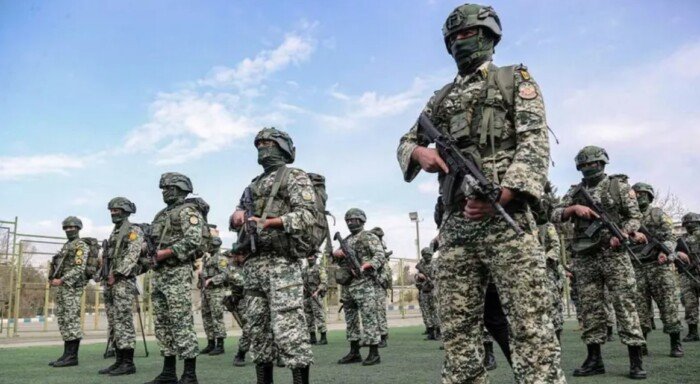 إيران تتوعد برد حاسم عقب استهداف ثكنة عسكرية في إيرانشهر ومقتل 7 جنود