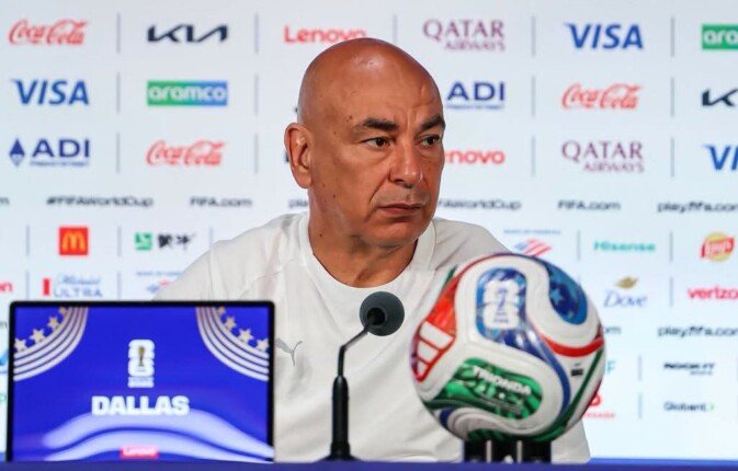 حسام حسن يسخر من أطوال لاعبي أستراليا قبل موقعة كأس العالم2026: «بنلعب كرة قدم وليس رياضة الركبي»