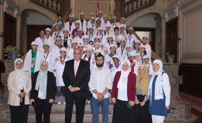 «بحوث الصحراء» يفتتح فعاليات المرحلة العاشرة من برنامج «جامعة الطفل»