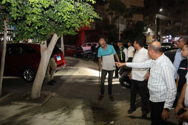 خلال جولة مسائية.. محافظ المنيا يوجه بإزالة الإعلانات المخالفة وتكثيف حملات رفع الإشغالات
