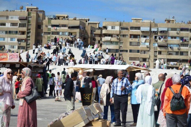 جبال الملح في بورفؤاد تجذب آلاف الزوار من مختلف المحافظات