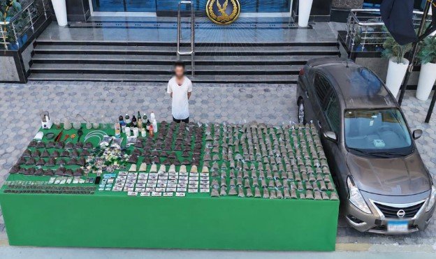 ضبط أكثر من 2 طن مخدرات و95 قطعة سلاح بقيمة 212 مليون جنيه