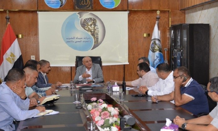 محافظ الأقصر يوجه بتطوير البنية التحتية للمرافق بمنطقة خالد بن الوليد والعوامية