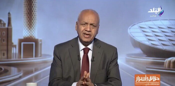 مصطفى بكري يحذر: السوشيال ميديا تهدد قيم المجتمع واستقراره.. ونحتاج قانونا رادعا