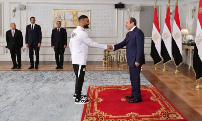 صلاح يوجه رسالة للرئيس السيسي: دعمك لنا يضاعف مسؤوليتنا ولن نقصر في إسعاد الشعب المصري
