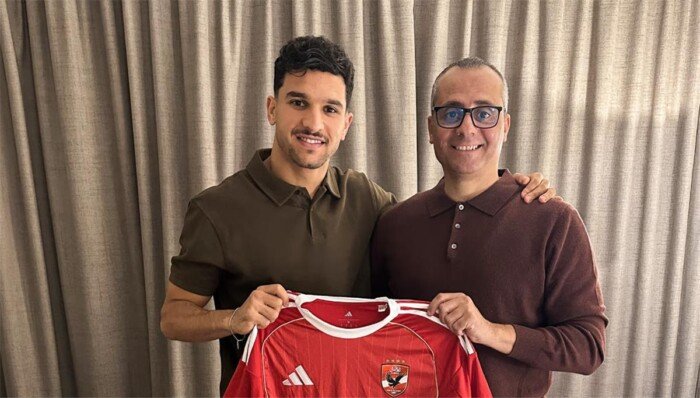 منصف بقرار بعد انضمامه إلى الأهلي: سأكون على قدر المسؤولية وفخور باللعب لأكبر نادٍ في إفريقيا «فيديو»
