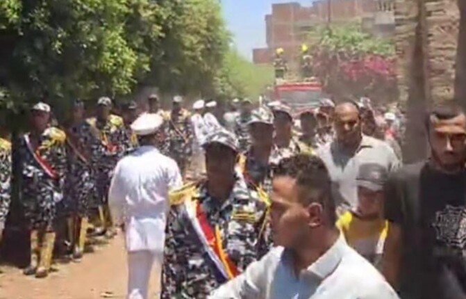تشييع جثمان شهيد الواجب محمود أحمد في جنازة مهيبة بالقليوبية