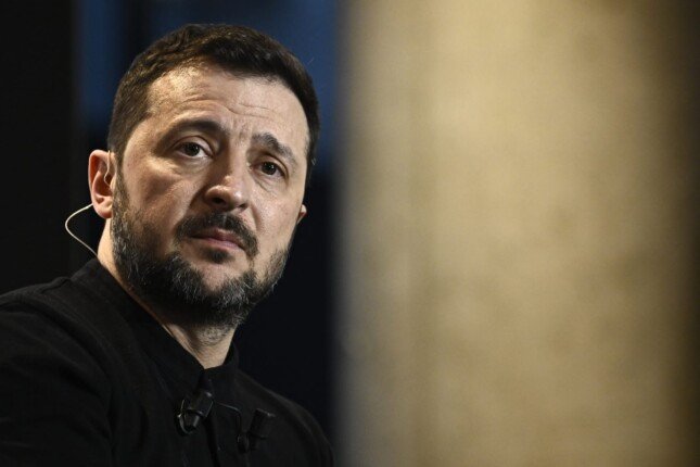 هجوم متبادل بين روسيا وأوكرانيا.. وزيلينسكي يطالب الغرب بصواريخ بعيدة المدى