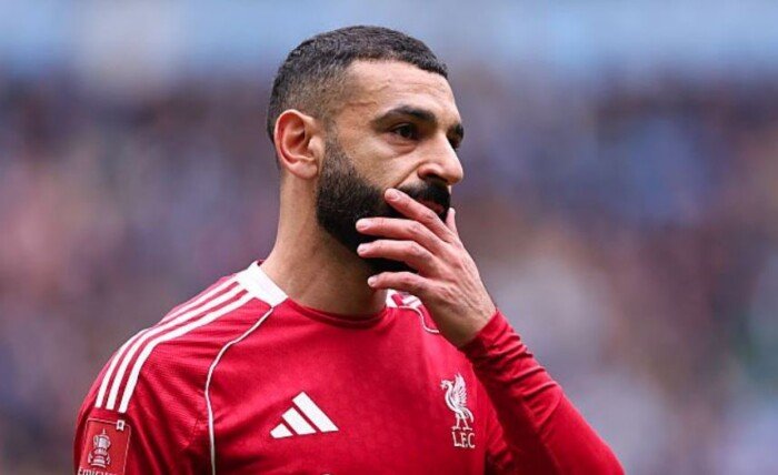 مدرب بشكتاش يكشف موقف مفاوضات ضم محمد صلاح