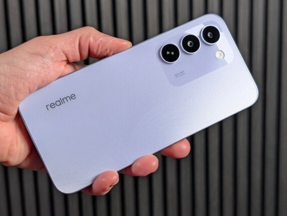 بعد طول انتظار.. Realme تطلق هاتف C100 بسعر اقتصادي ومواصفات مميزة