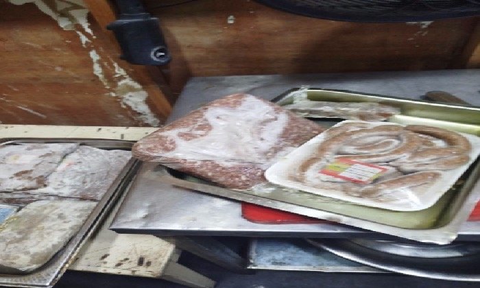 إعدام 80 كجم أغذية فاسدة في حملات تفتيشية ببورسعيد