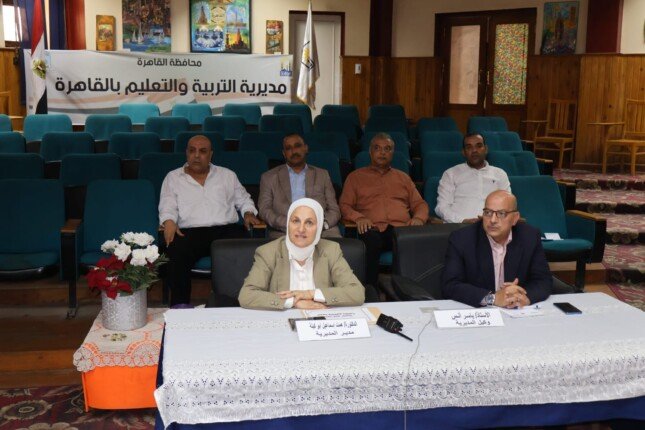 تعليم القاهرة: متابعة لحظية لامتحانات الثانوية من غرفة العمليات.. وتعامل فوري مع أي مخالفة