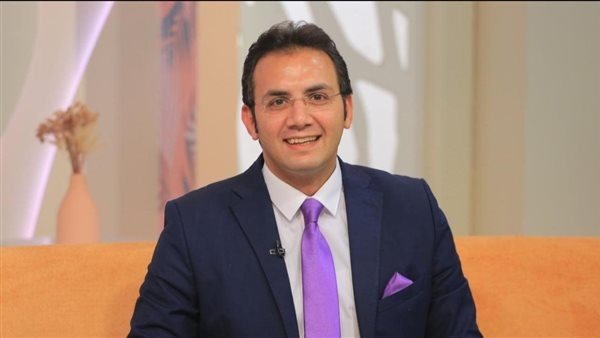 قرار جمهوري بتجديد تعيين الدكتور طاهر نصر نائبًا للمدير التنفيذي للأكاديمية الوطنية للتدريب