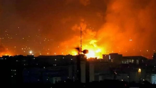 ليلة ساخنة في إيران.. غارات جوية تضرب عدة مناطق جنوب البلاد