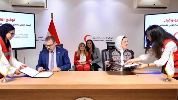 الهلال الأحمر والقومي لذوي الإعاقة يطلقان شراكة لتعزيز دمج ذوي الهمم | فيديو