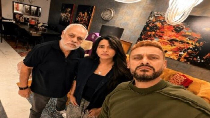 جلسة صلح في منزل النقيب تنهي أزمة أسماء جلال ورامز جلال