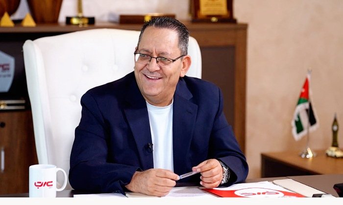 كبير مذيعي التلفزيون الأردني يدعو لفتح المدرج الروماني لمؤازرة منتخب مصر أمام الأرجنتين