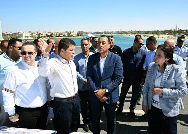 رئيس الوزراء من مارينا: «بوغاز 24» يدعم التنمية السياحية ويحمي الساحل من التآكل