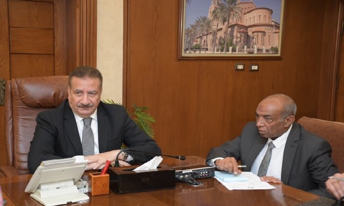 محافظ بورسعيد يصدق على فتح فصول ثانوية للبنات بمدرسة الشهيد محمد الحسيني الأساسية بالحي الإماراتي