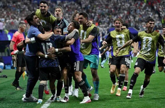 الأرجنتين تقلب الطاولة على إنجلترا بثنائية وتلاقي إسبانيا في نهائي كأس العالم 2026 «فيديو»