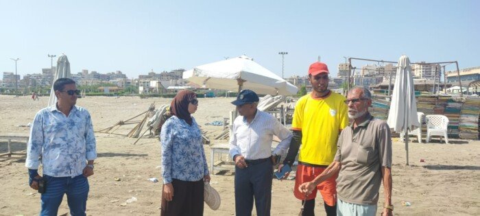 رفع الرايات وتكثيف التوعية.. إجراءات مشددة لحماية مصطافي بورسعيد من مخاطر البحر