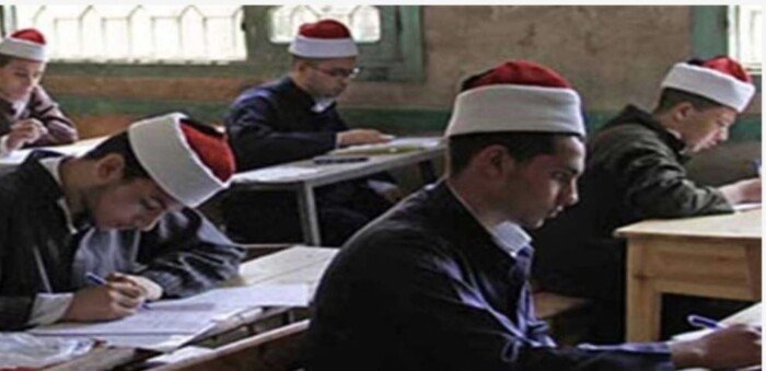 اليوم.. طلاب العلمي بالثانوية الأزهرية يختتمون امتحانات الدور الأول