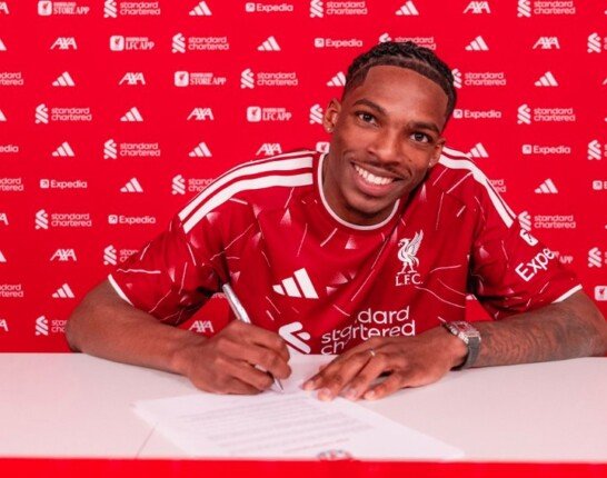 ليفربول يعلن التعاقد مع الفرنسي جيريمي جاكيه لتعزيز خط الدفاع
