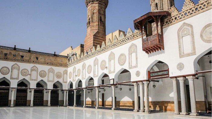 بث مباشر.. شعائر صلاة الجمعة من رحاب الجامع الأزهر الشريف